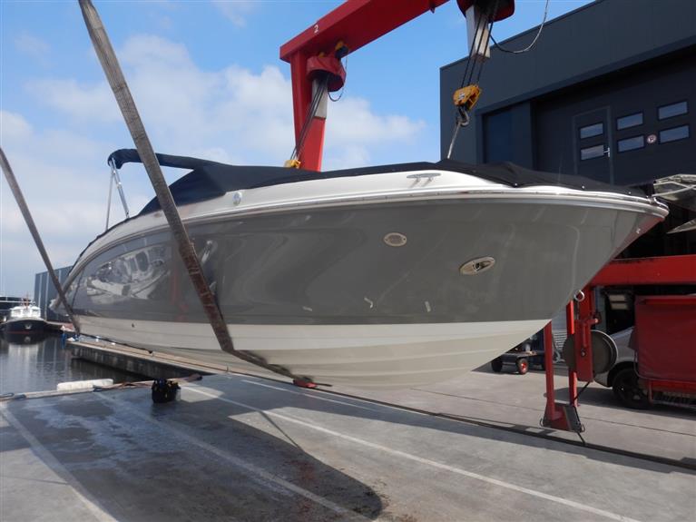 HISWA Aankoopkeuring Sea Ray SDX 270 - Aalsmeer